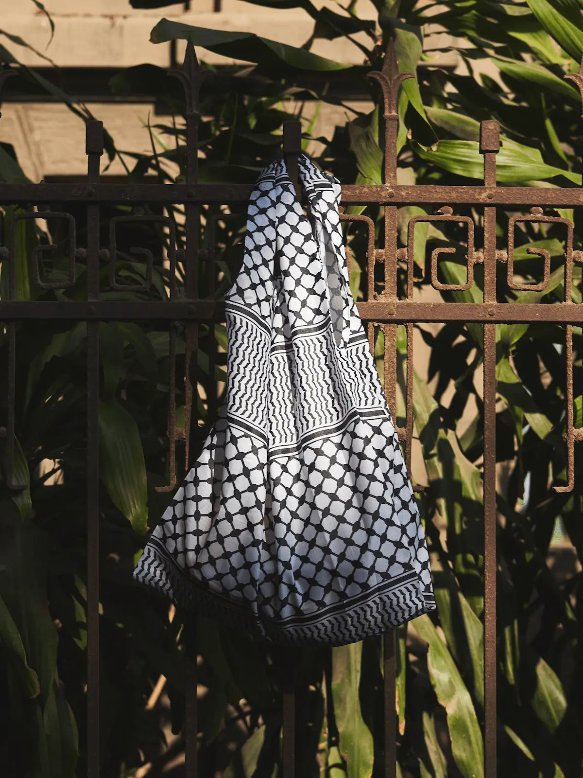 Standard Bouga Threads Of Home - نسيج وطن